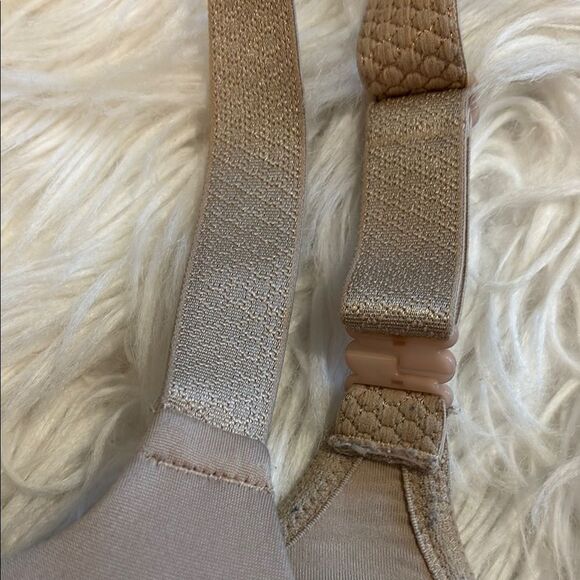 Vanity Fair Nude Full Coverage Bra with Underwire Support - Picture 3 of 7